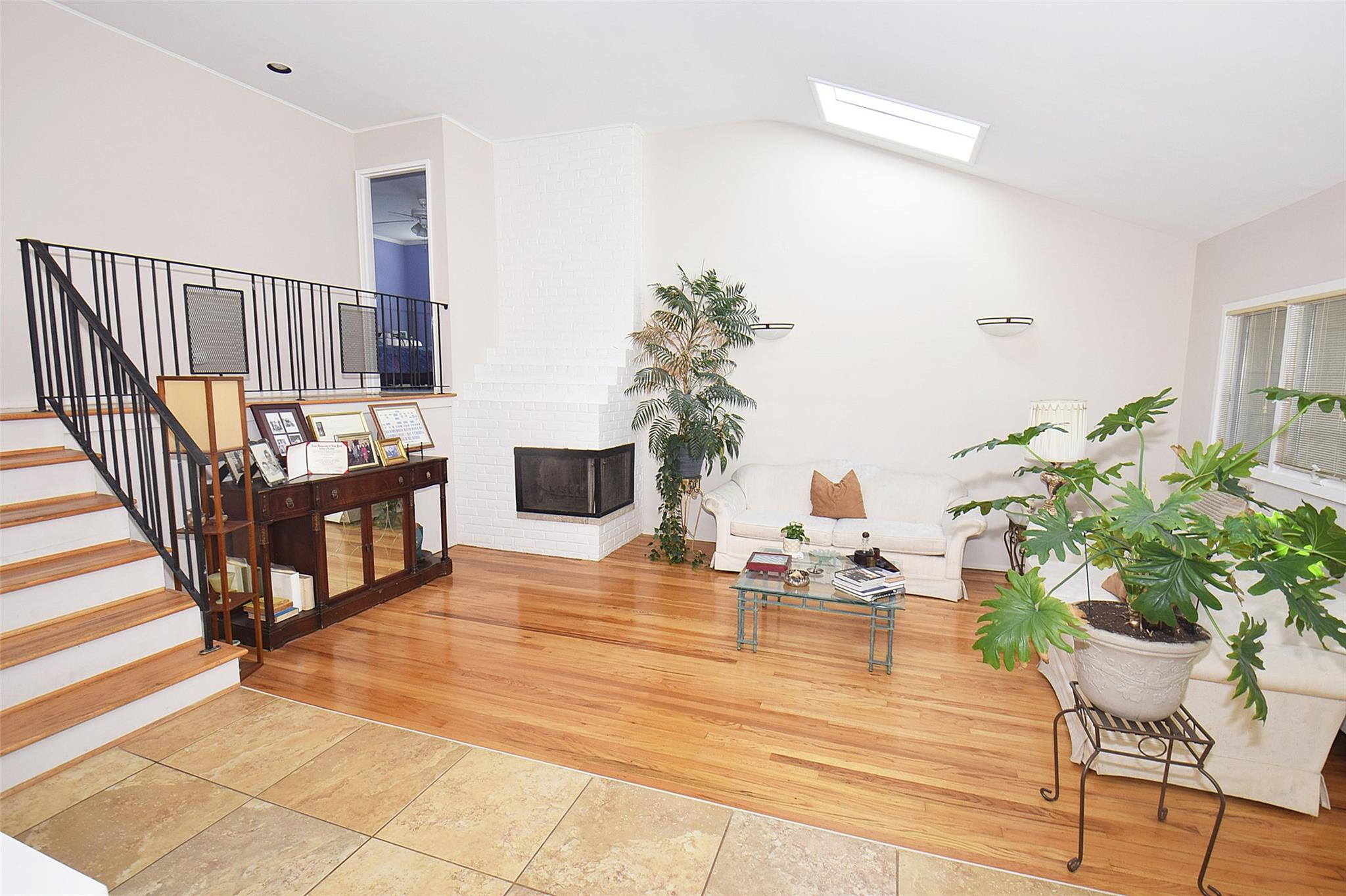6 Gary Road, Syosset, New York image 7