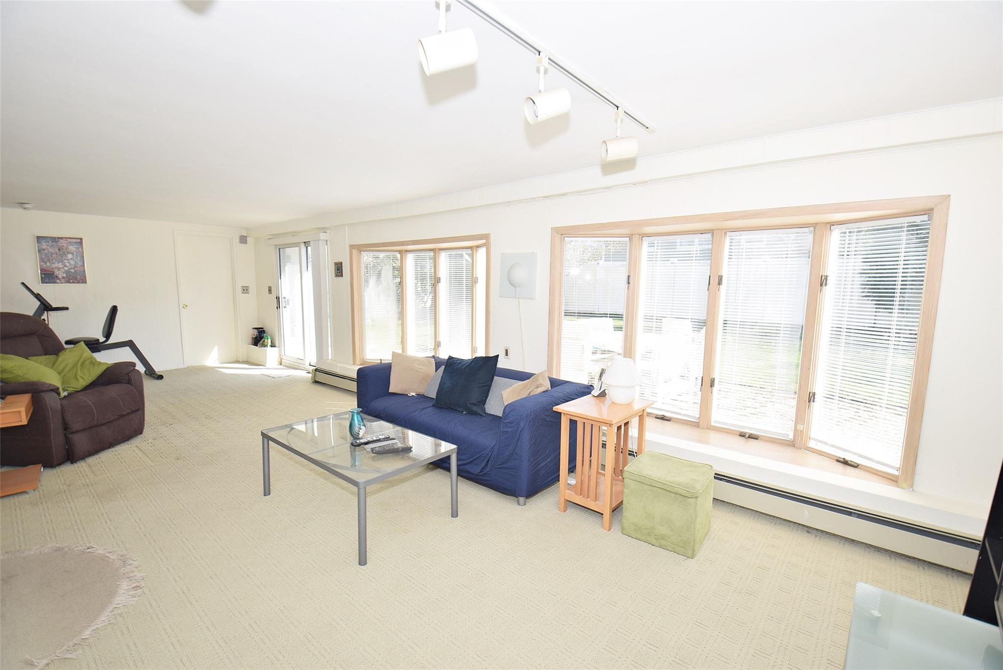 6 Gary Road, Syosset, New York image 26