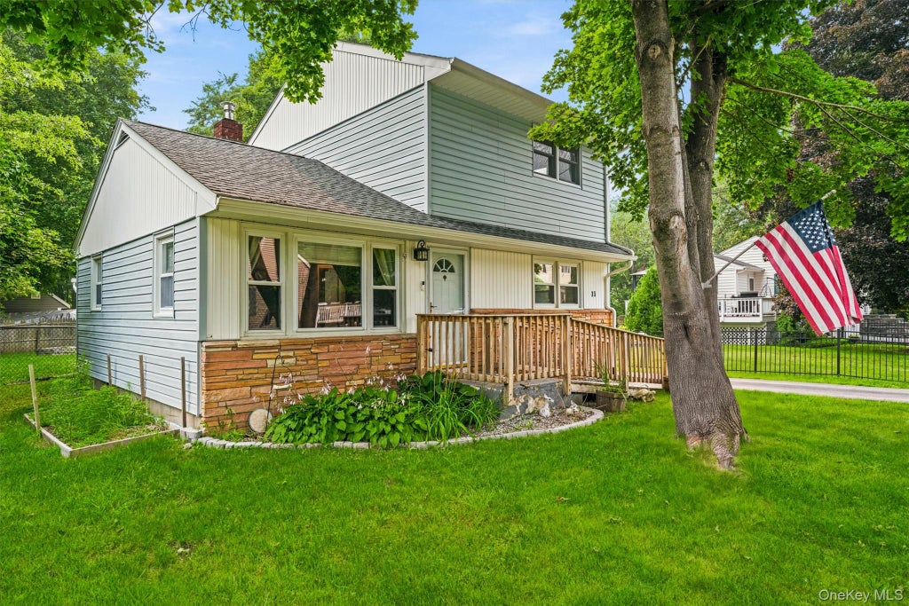 Photo of 35 Lake Drive, Greenwood Lake, NY 10925 (MLS # 1026694)