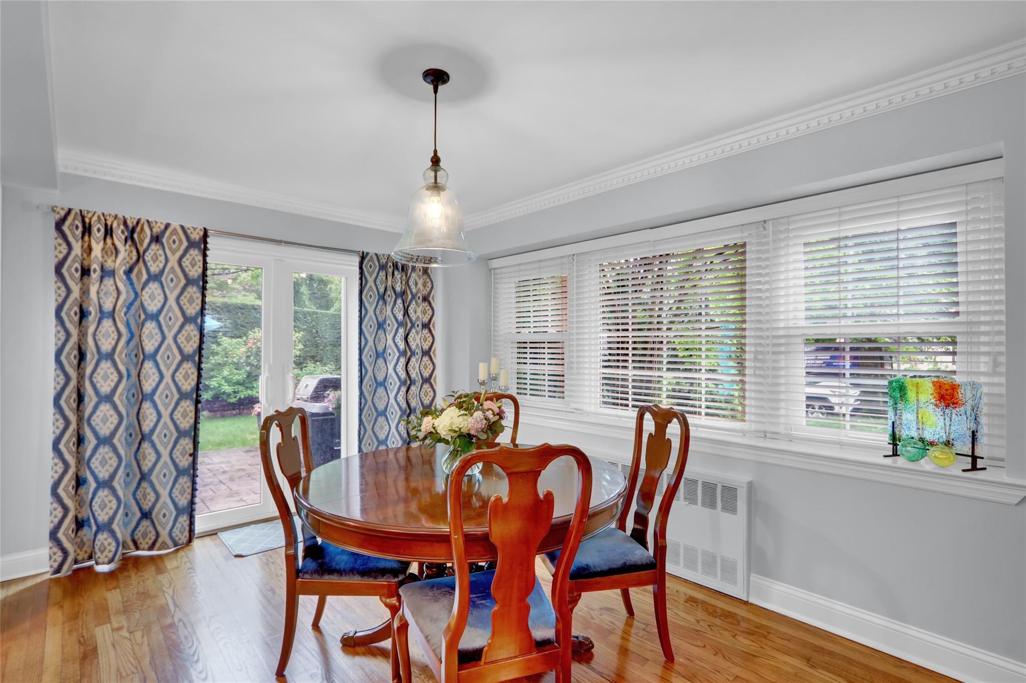 83 Poplar Street, Garden City, New York image 12