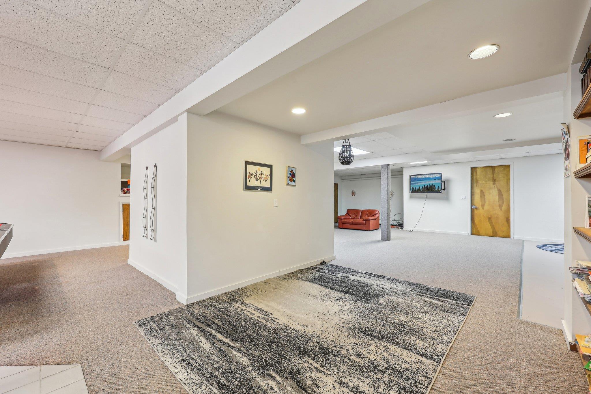 1 Deforest Court, West Nyack, New York image 44