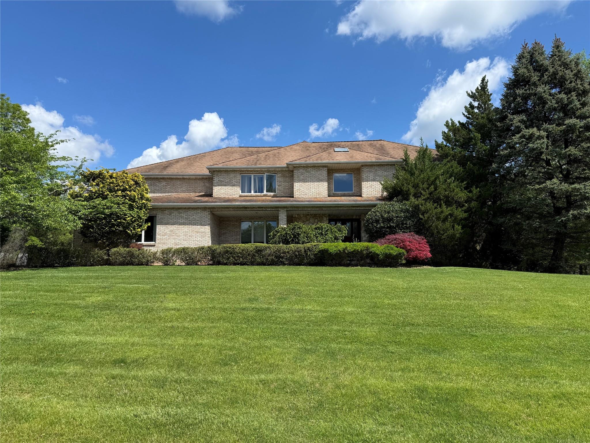 1 Deforest Court, West Nyack, New York image 1