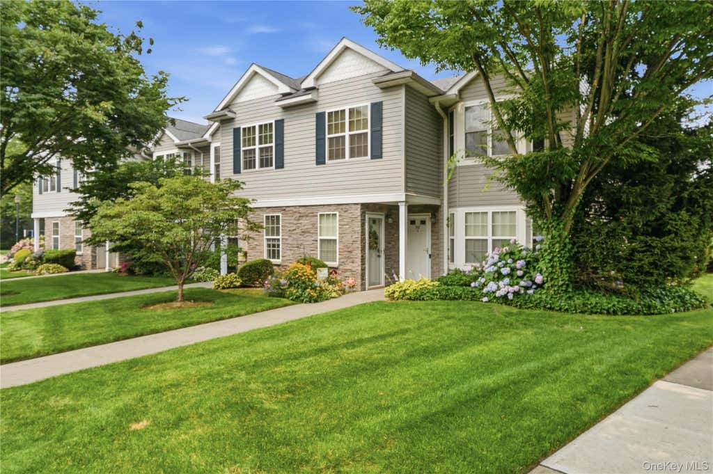 Photo of 348 Medea Way, Central Islip, NY 11722 (MLS # 1028128)