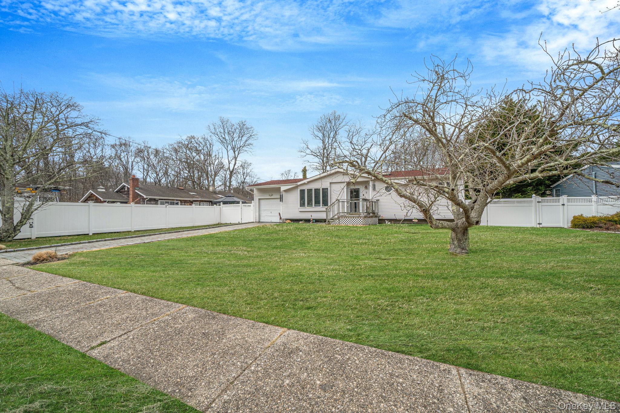 7 Betsy Drive - Photo 3