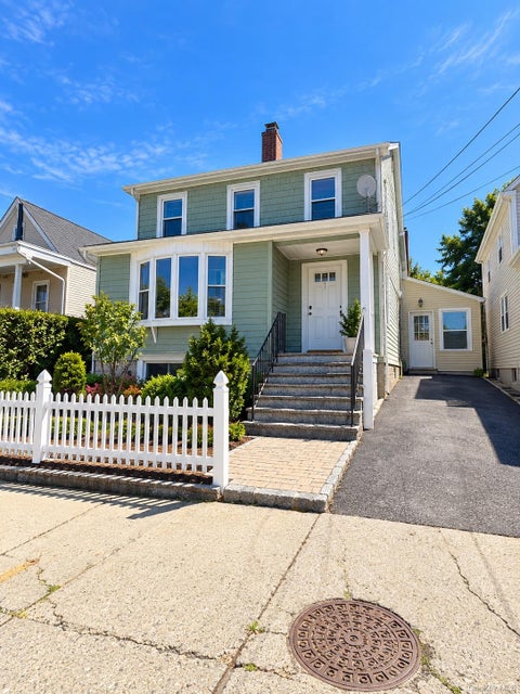 Multifamily For Rent - 249 N Macquesten Parkway #1<br/> Mount Vernon, NY 10550