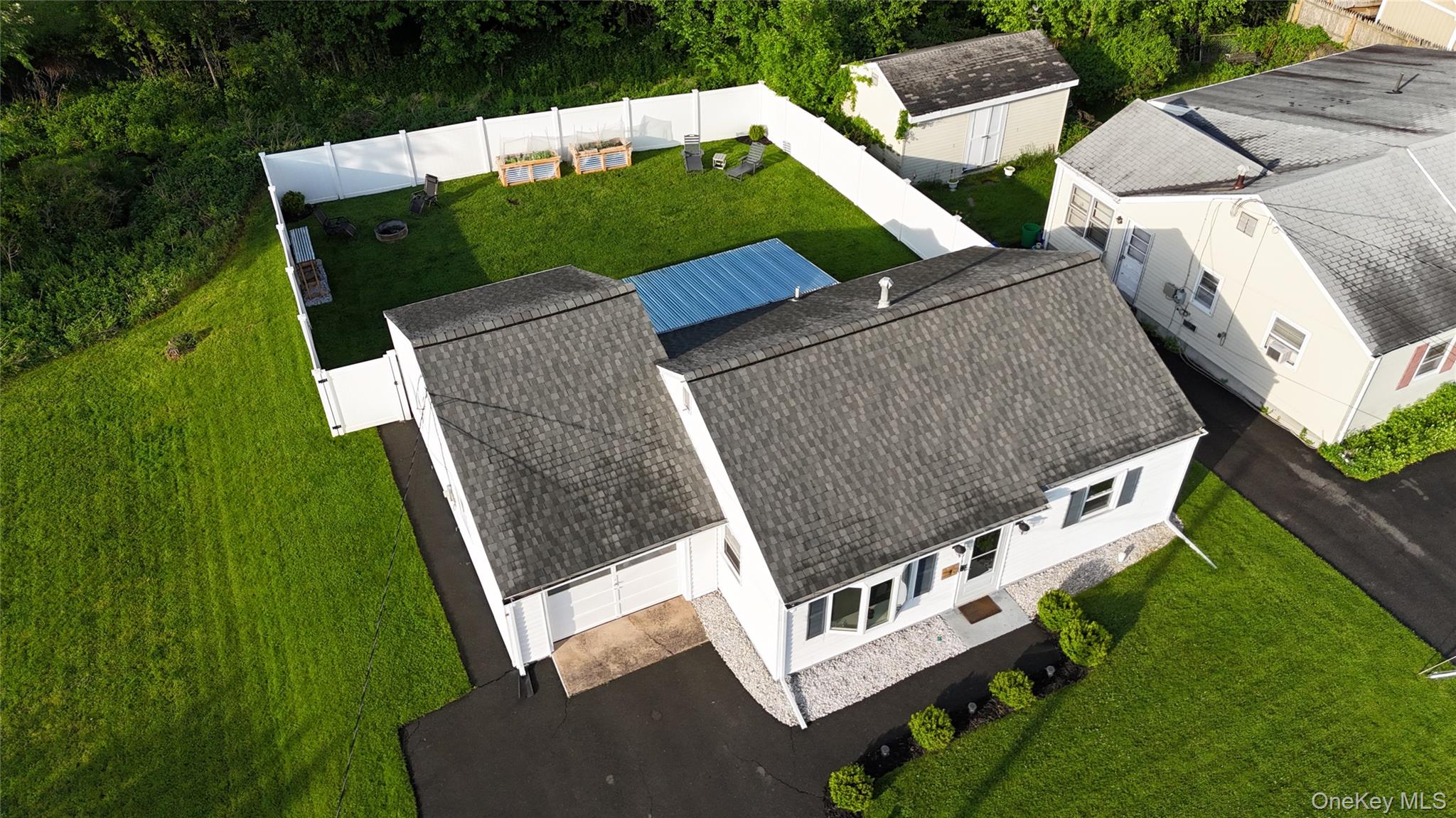 9 Maple Avenue