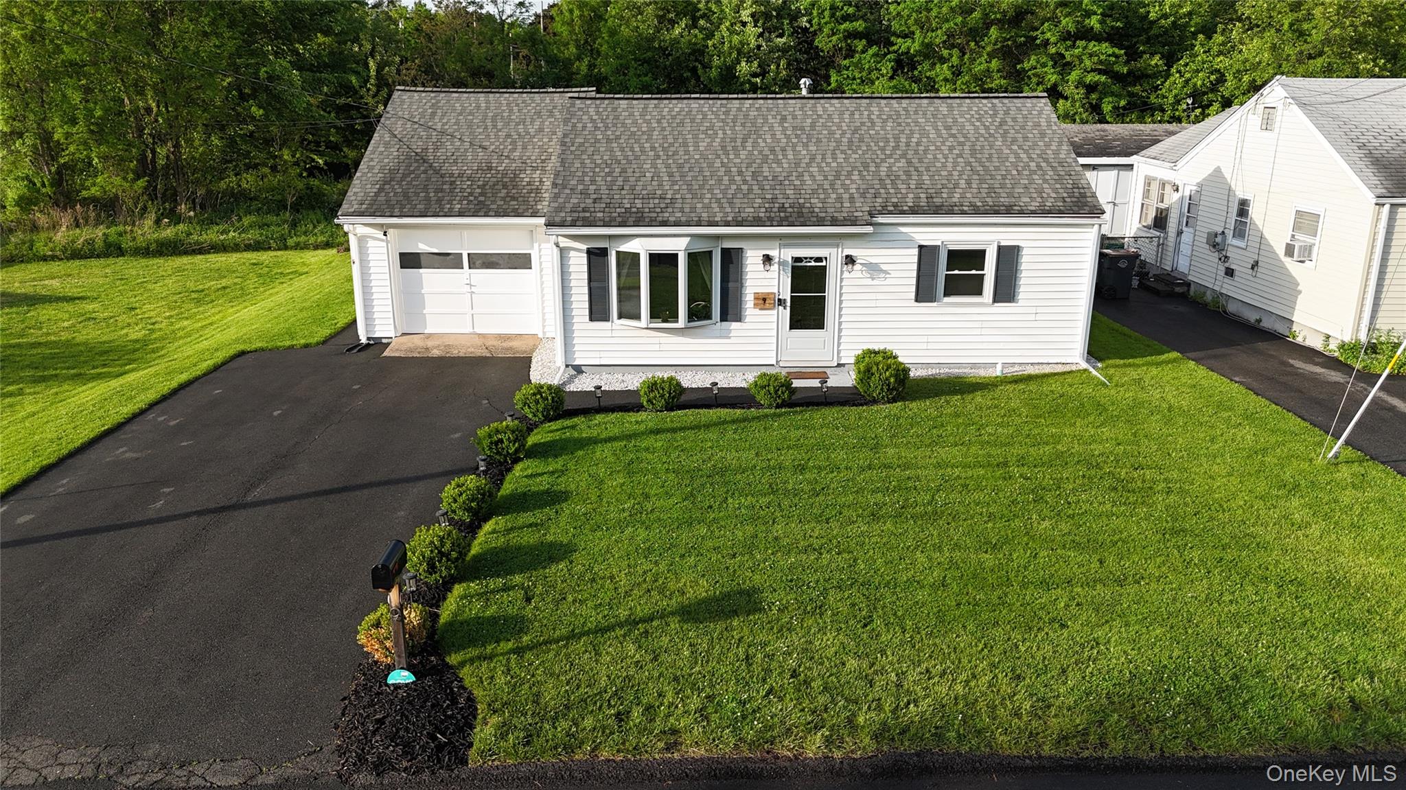 9 Maple Avenue