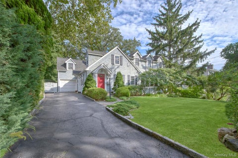 Photo of 29 Overlook Place, Rye, NY 10580 (MLS # 1062395)