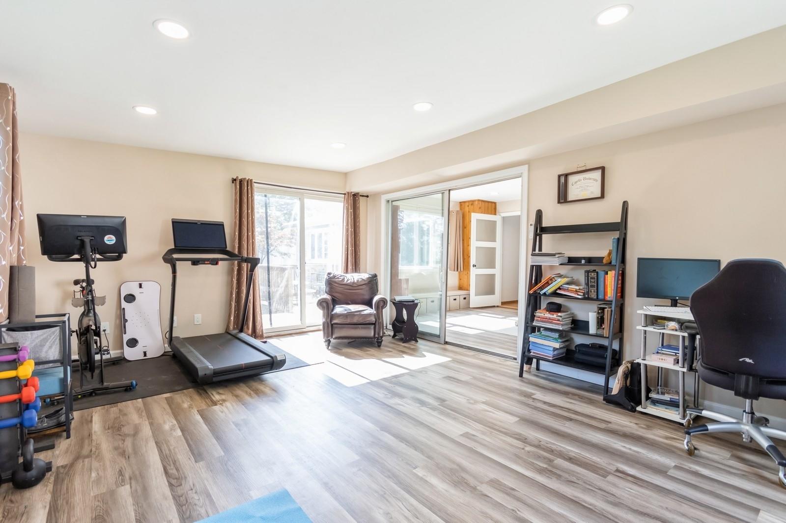 18 Lake Shore Drive, Nanuet, New York image 11