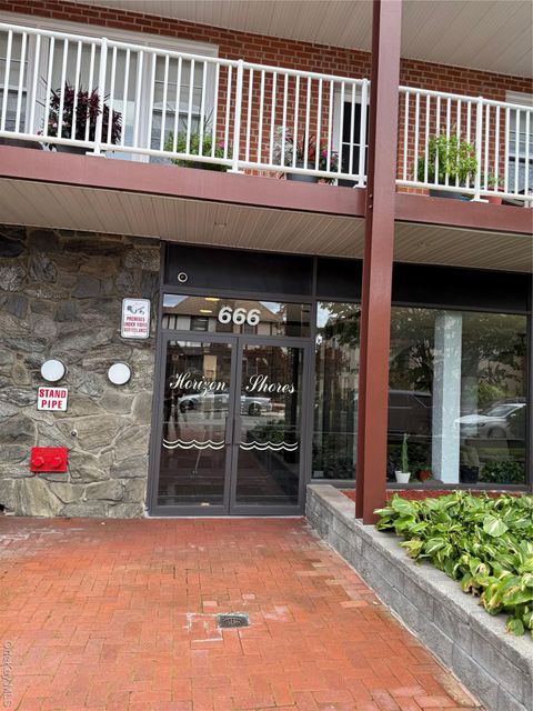 Photo of 666 Shore Road #3K, Long Beach, NY 11561 (MLS # 930274)