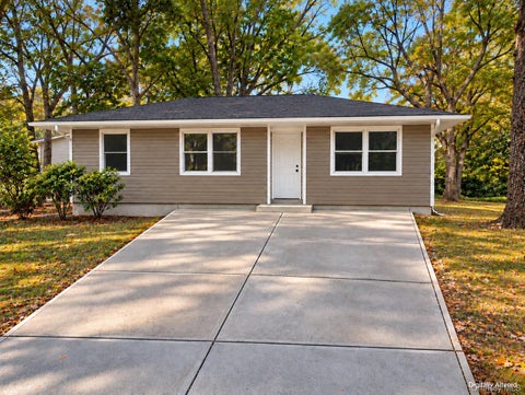 Photo of 141 Suffolk Avenue, Flanders, NY 11901 (MLS # 1065472)