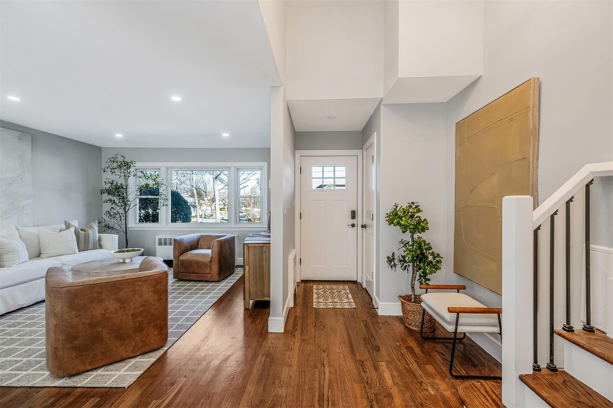 2810 Wynsum Avenue, Merrick, New York image 2