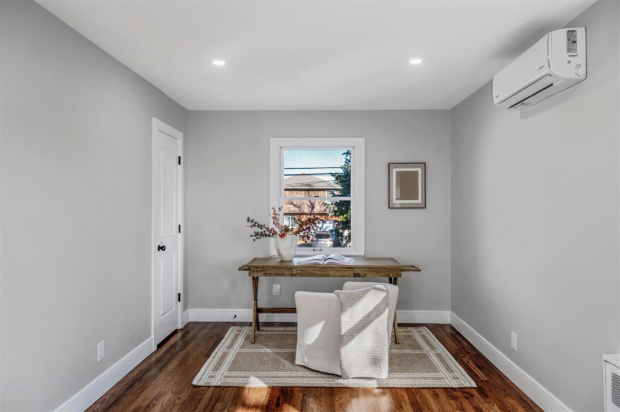 2810 Wynsum Avenue, Merrick, New York image 10