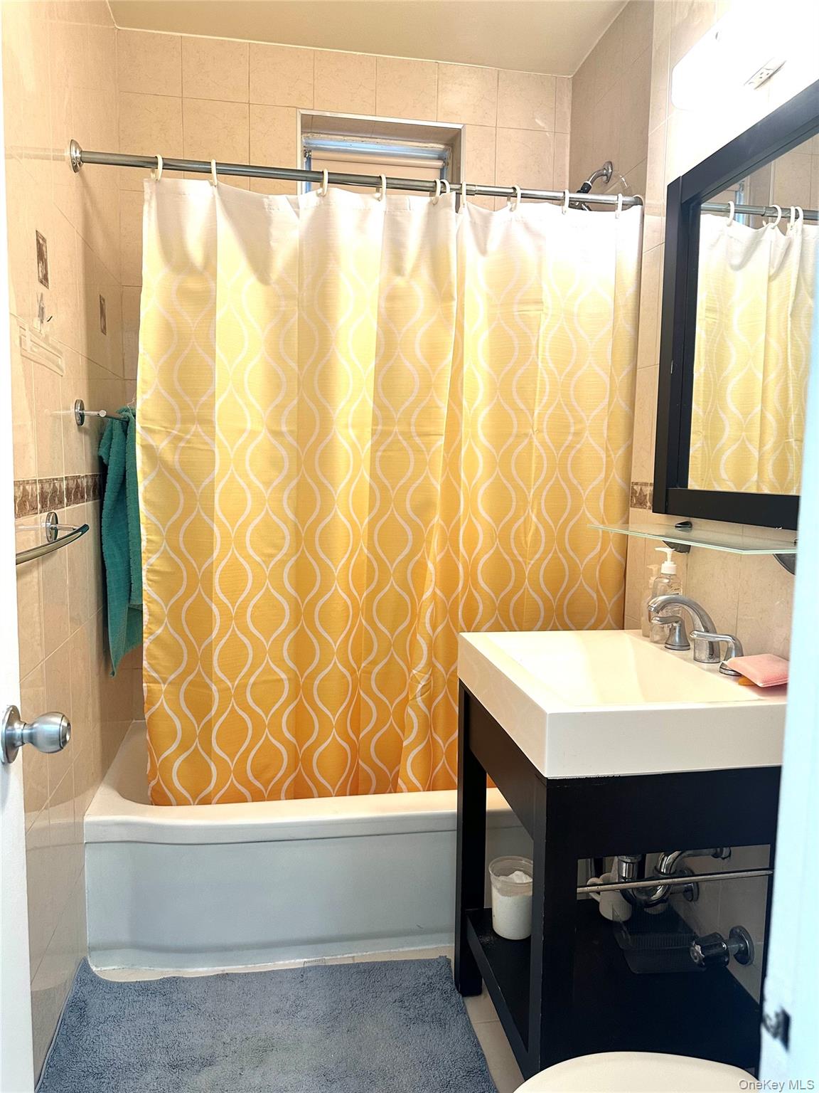 27-04 Parsons Boulevard 2G