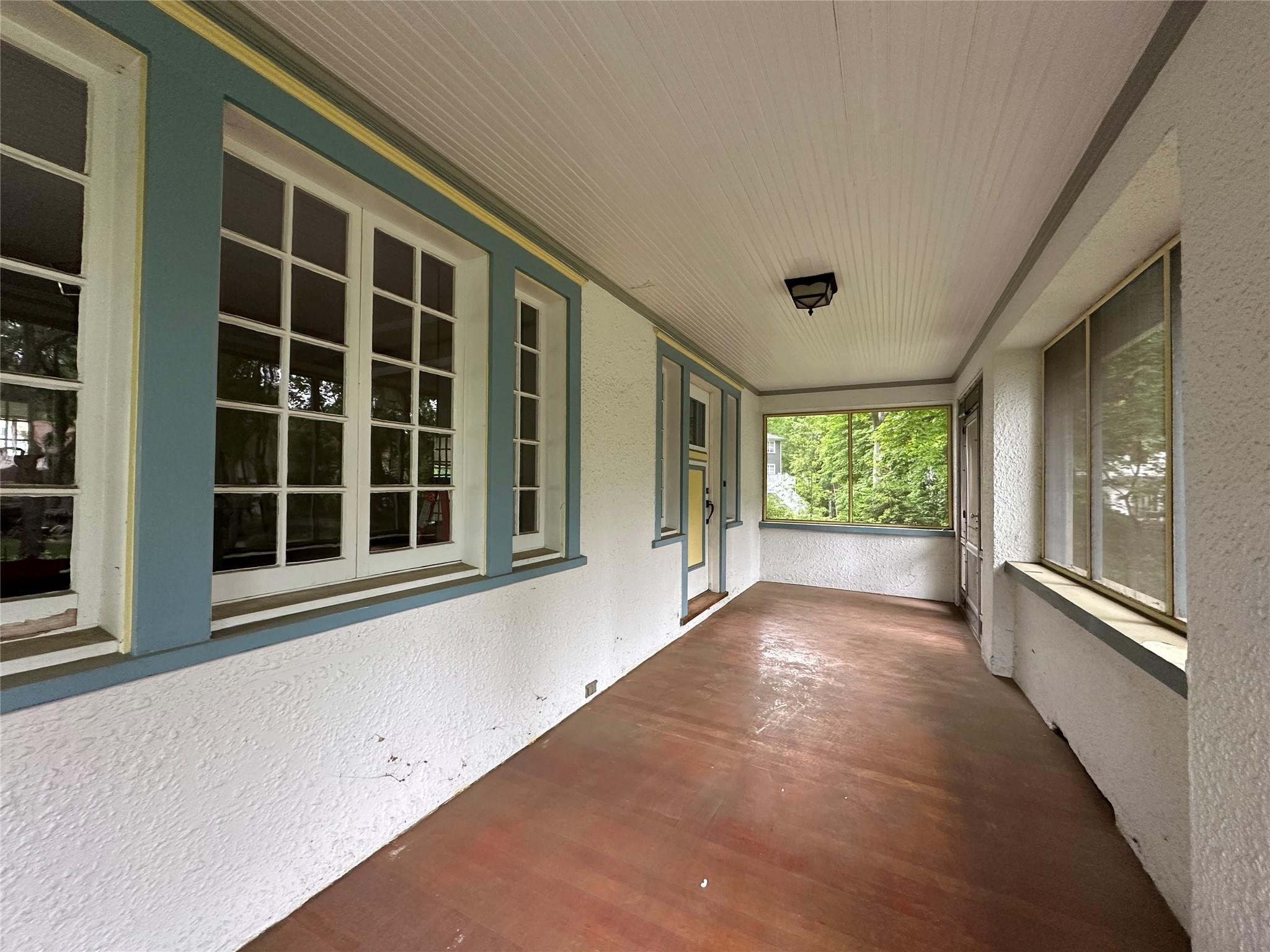 40 Pine Brook Drive, Larchmont, New York image 4