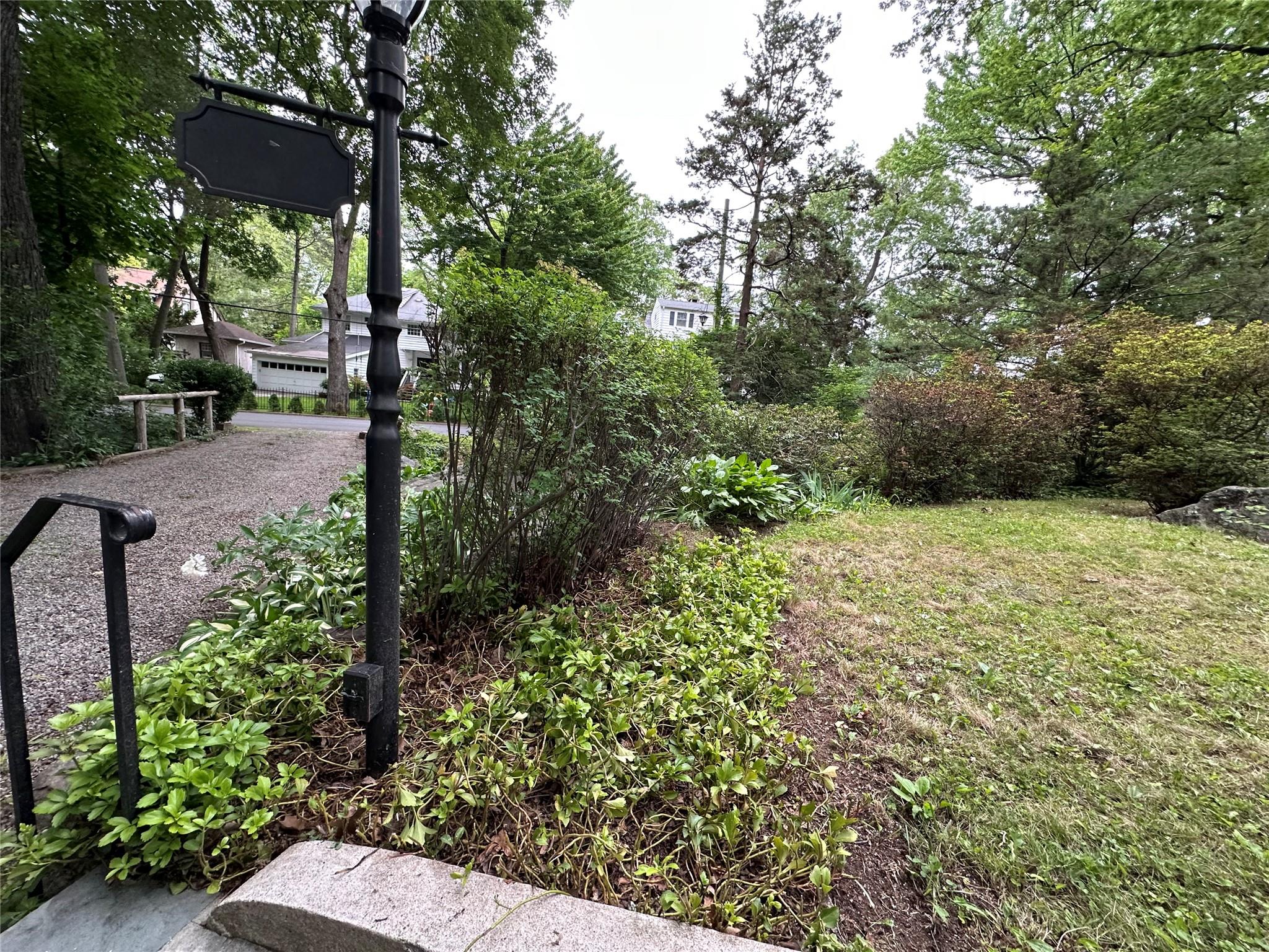40 Pine Brook Drive, Larchmont, New York image 26