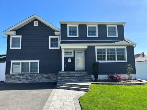 3 N Utica Avenue Massapequa NY 11758