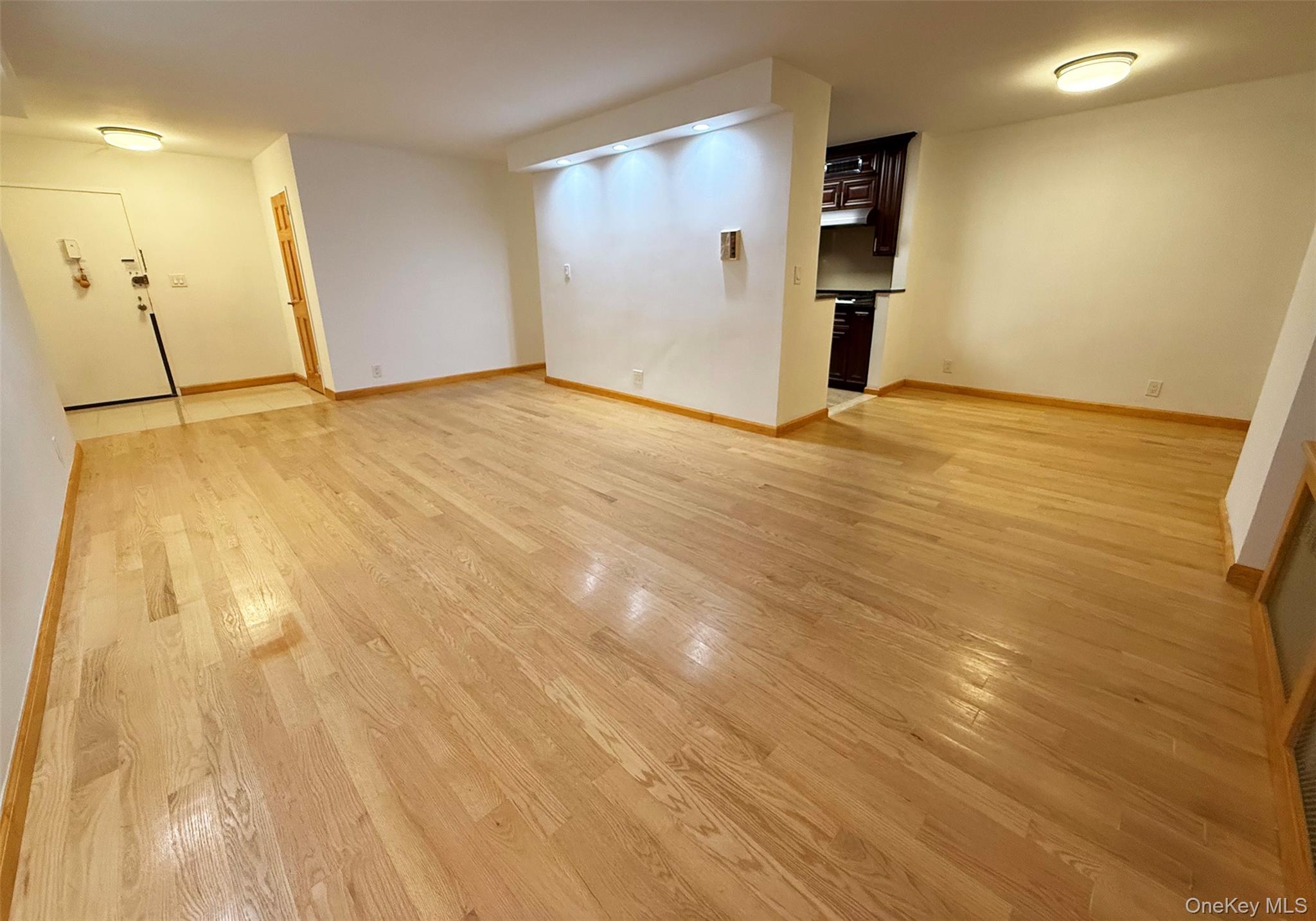 43-10 Kissena Boulevard 16D