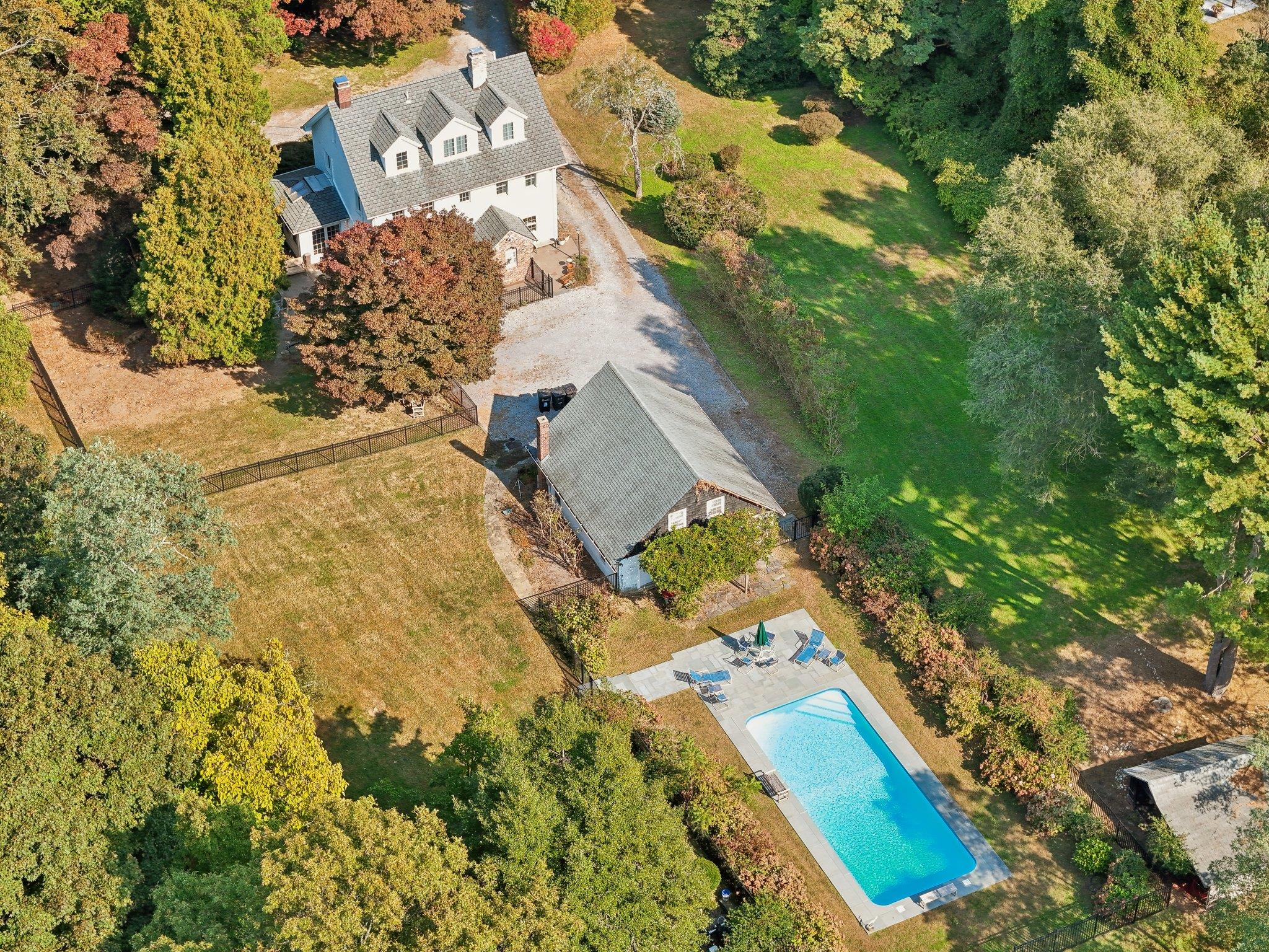 537 Moriches Road, Head Of The Harbor, New York image 26