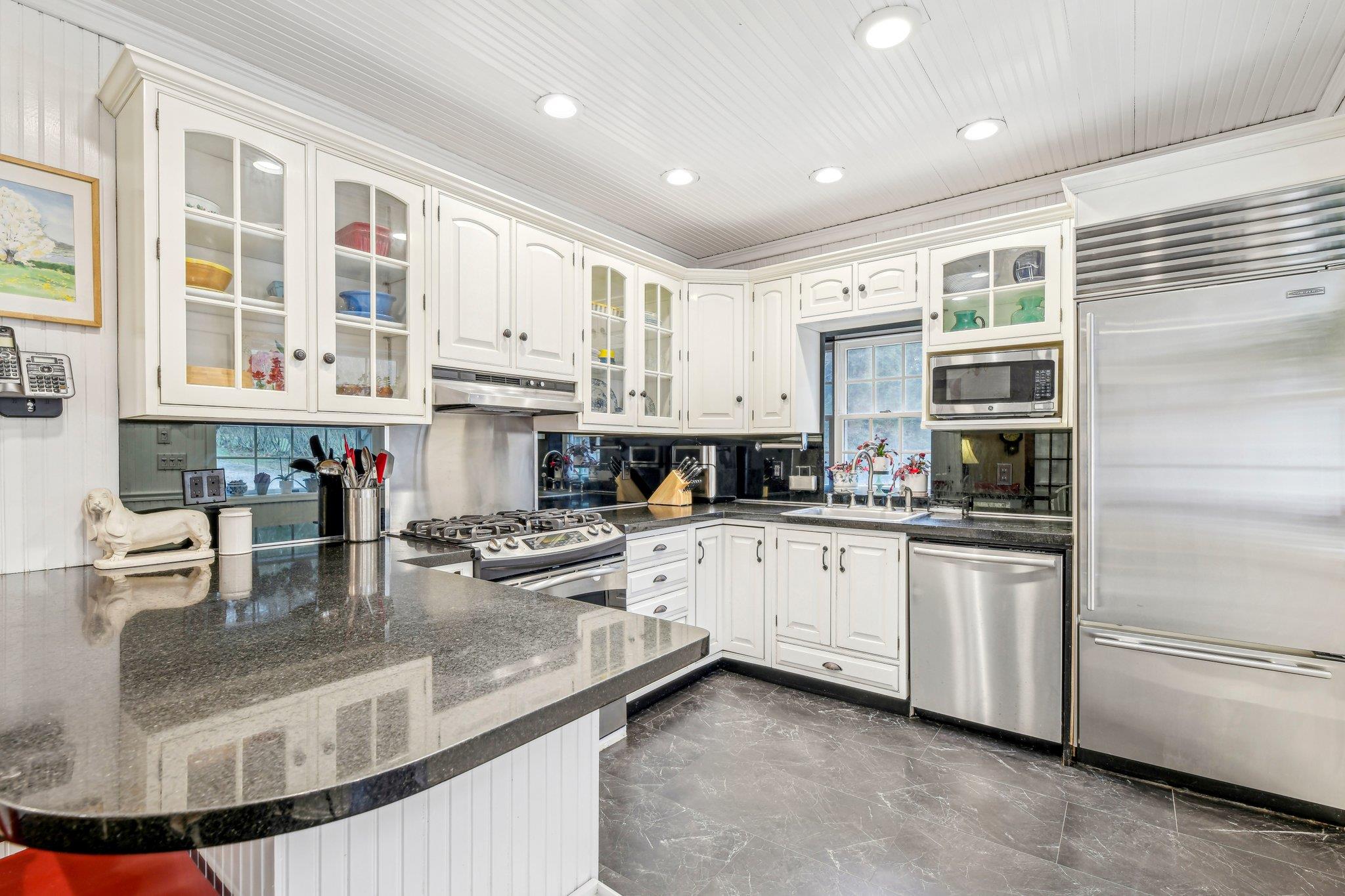 537 Moriches Road, Head Of The Harbor, New York image 10