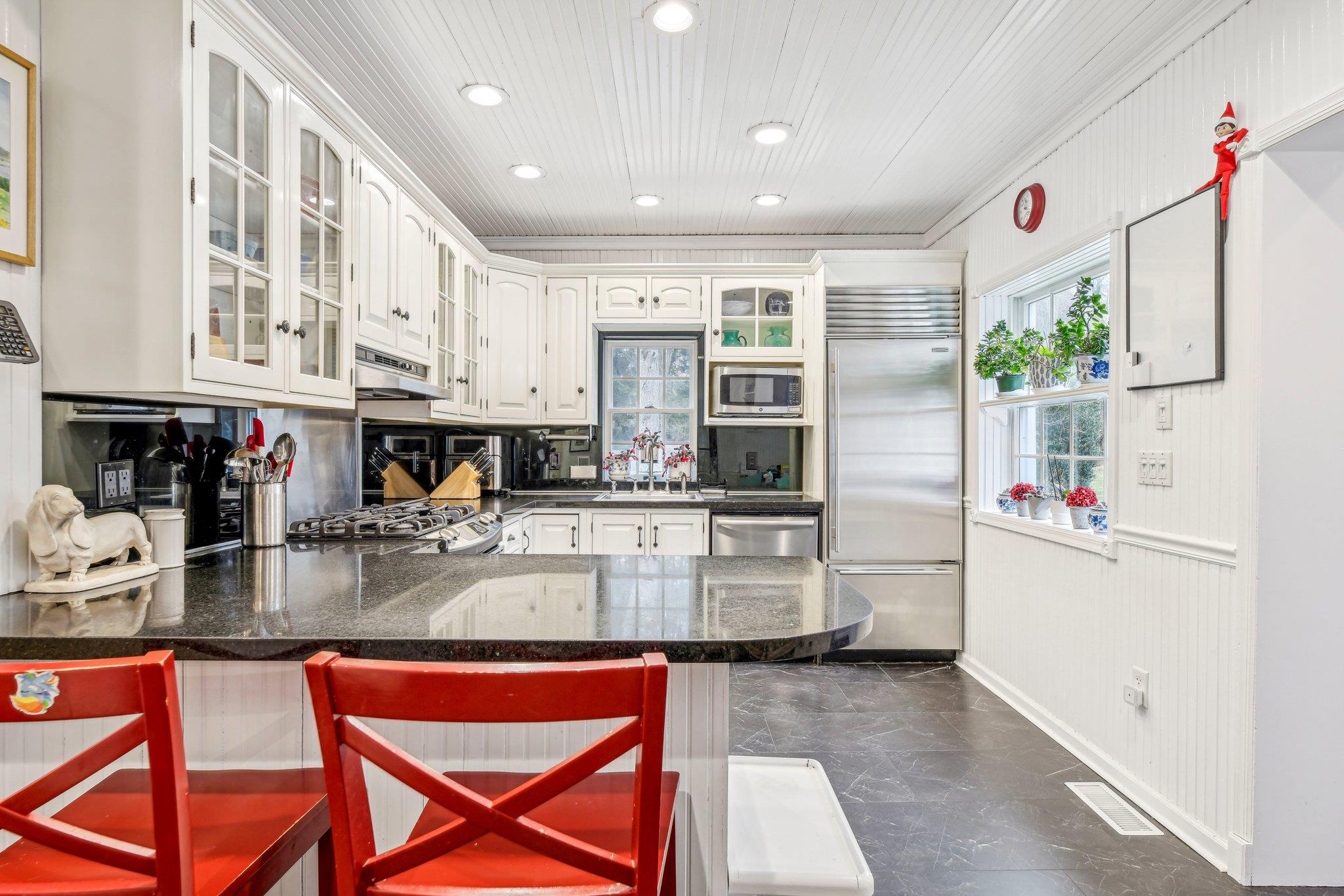 537 Moriches Road, Head Of The Harbor, New York image 9