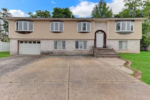 Homes For Sale - 41 Fremont Street<br/> Lindenhurst, NY 11757