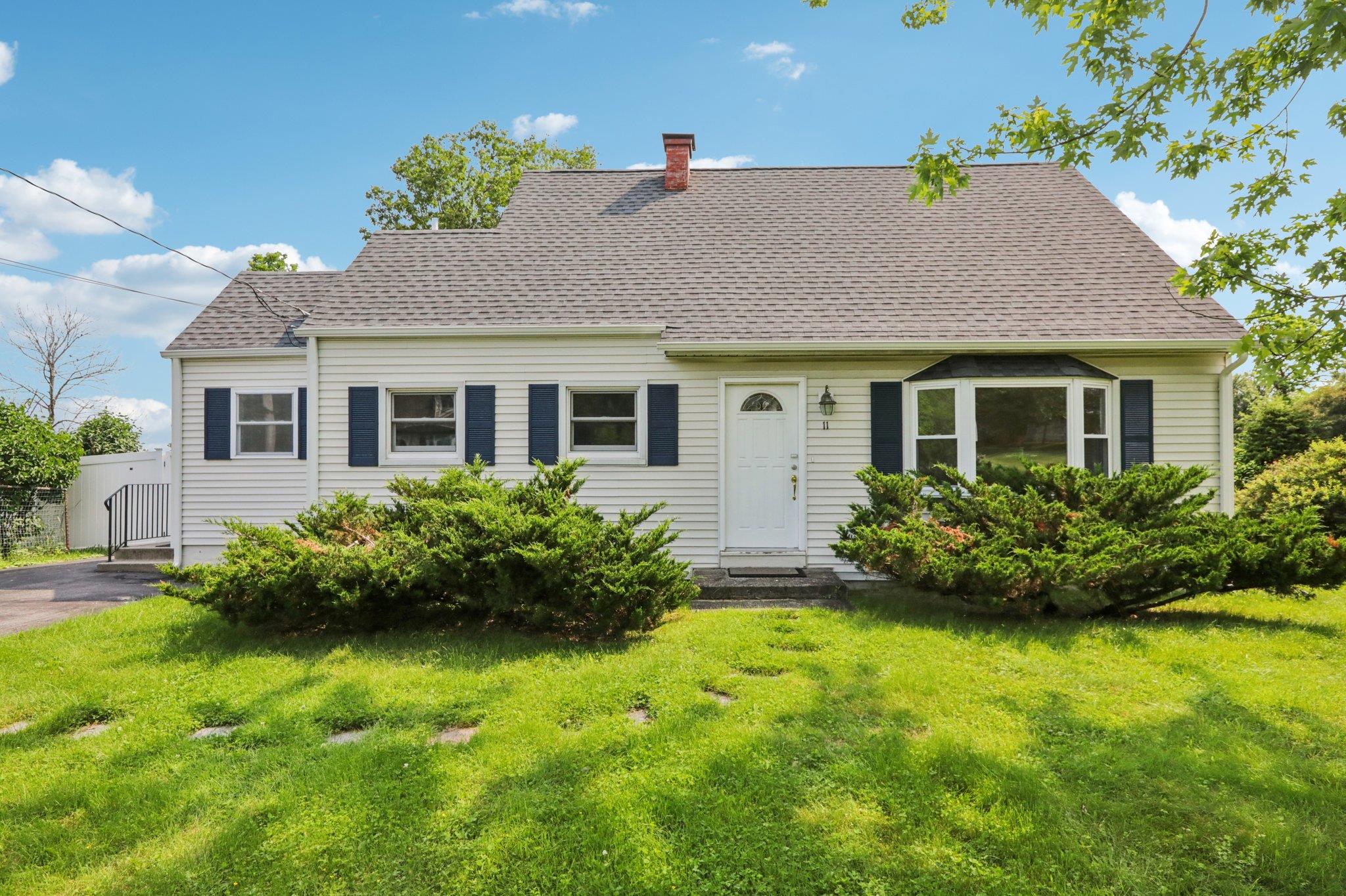 11 High Ridge Road