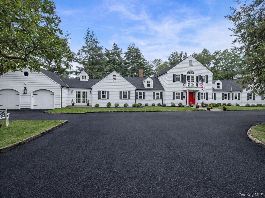 Photo of 18 Lakeside Drive, Rye, NY 10580 (MLS # 960215)