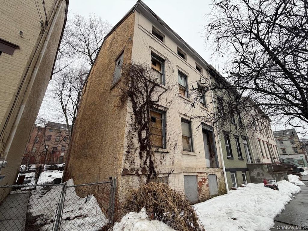 Photo of 169 Chambers Street, Newburgh, NY 12550 (MLS # 962368)