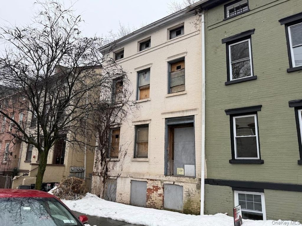 Photo of 169 Chambers Street, Newburgh, NY 12550 (MLS # 962368)