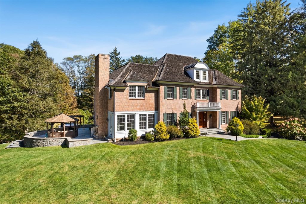 Photo of 2 Heathcote Drive, Mount Kisco, NY 10549 (MLS # 917838)