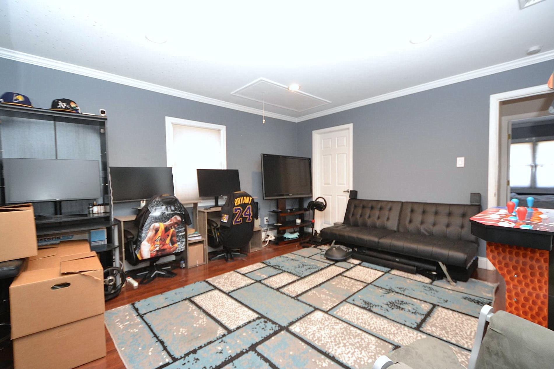 5 Whinstone Street, Coram, New York image 14