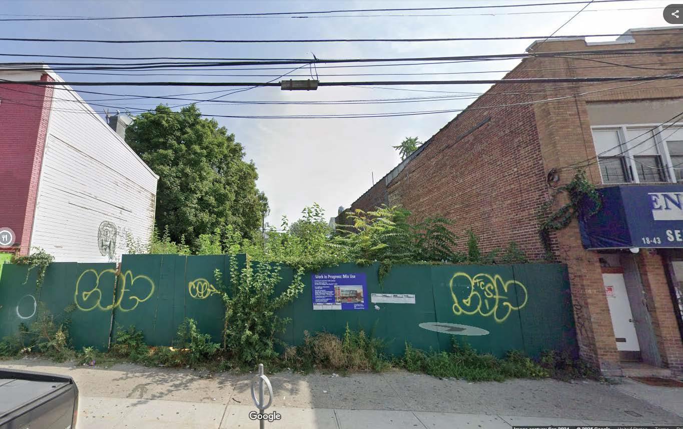 18-35/39 College Point Boulevard