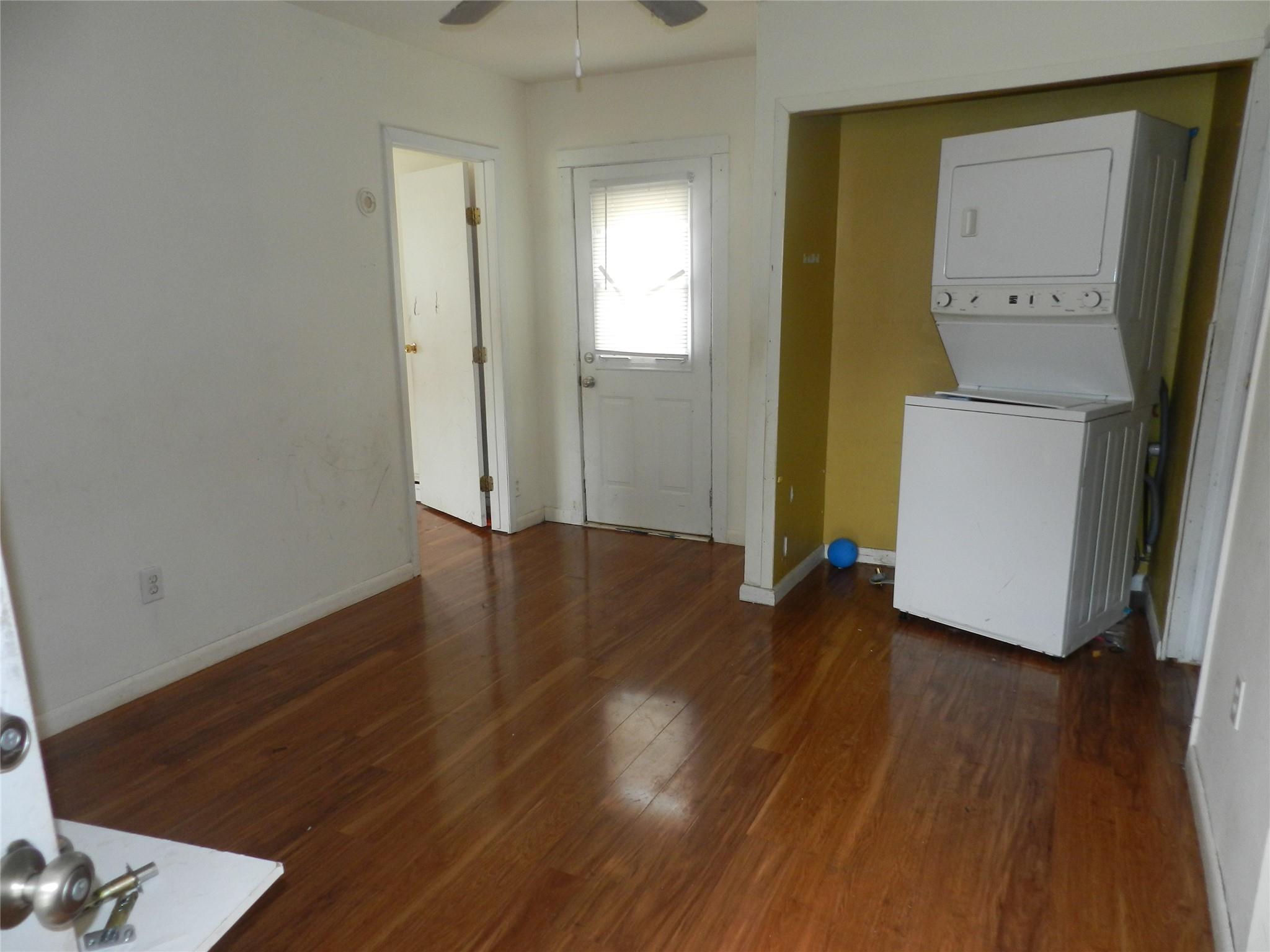 79 Pennsylvania Avenue, Medford, New York image 3