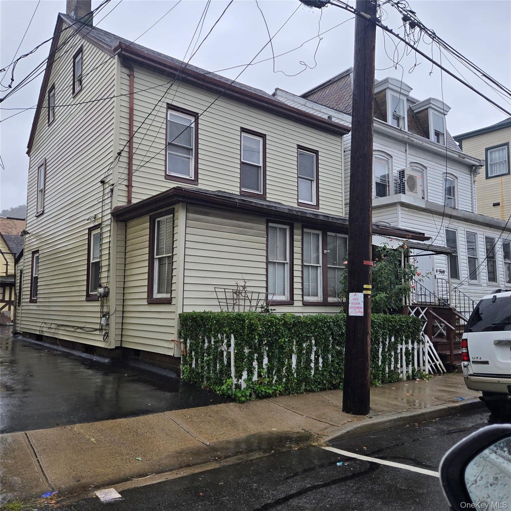 Photo of 52 Broad Street, Haverstraw, NY 10927 (MLS # 1060550)