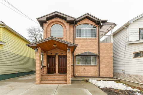 Multifamily For Sale - 97-22 127th Street<br/> Richmond Hill, NY 11419