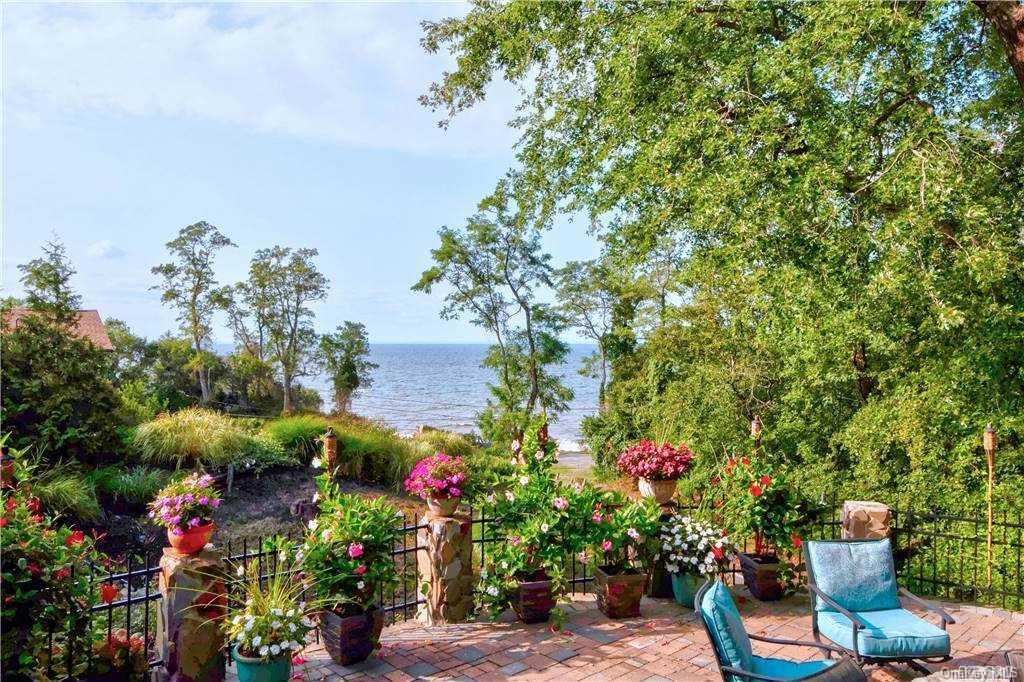 86 Hilltop Drive, Miller Place, New York image 9