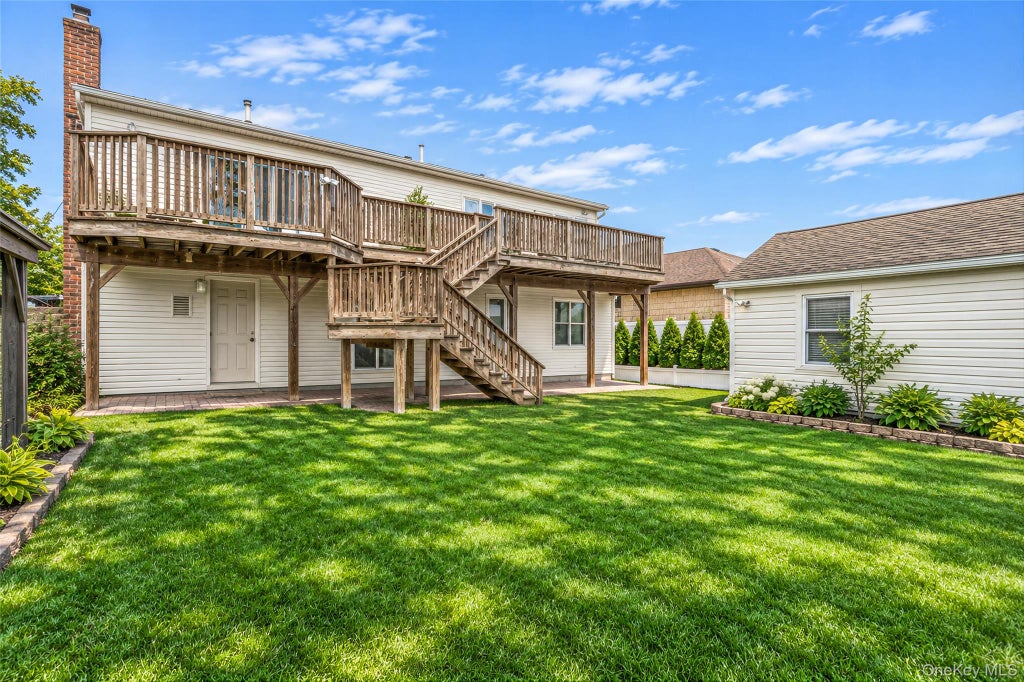 Photo of 240 N Virginia Avenue, Massapequa, NY 11758 (MLS # 1047770)