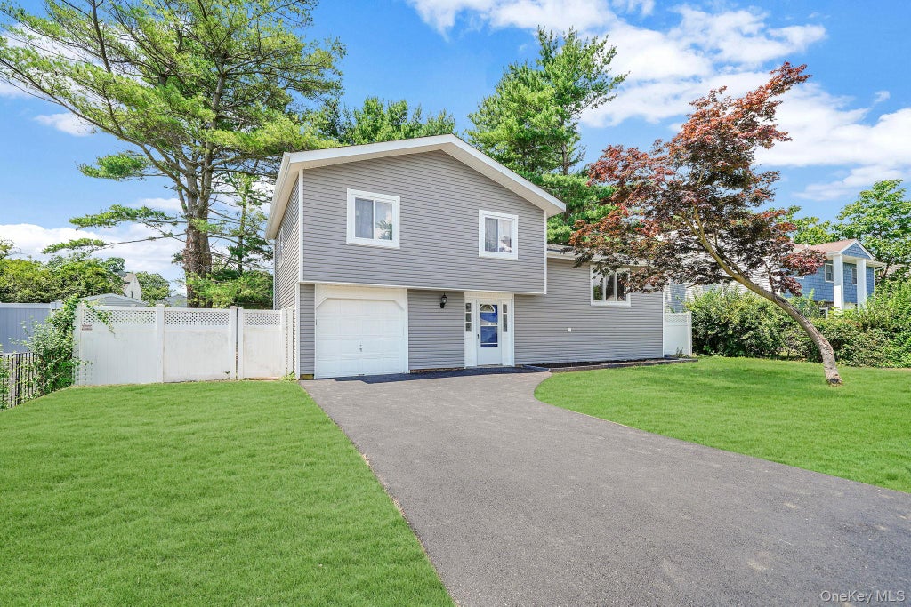 Photo of 180 Branch Avenue, Central Islip, NY 11722 (MLS # 1058315)