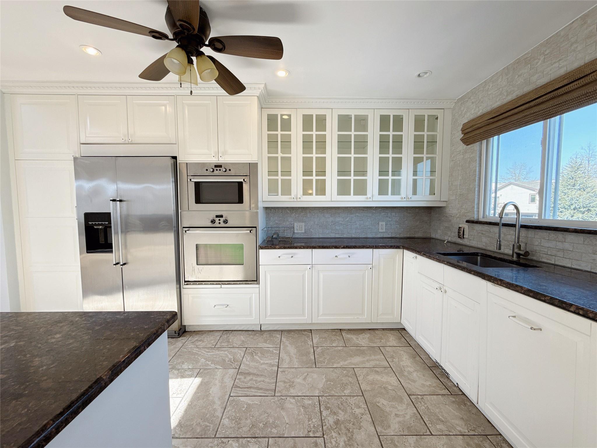 571 Nassau Avenue, Freeport, New York image 7