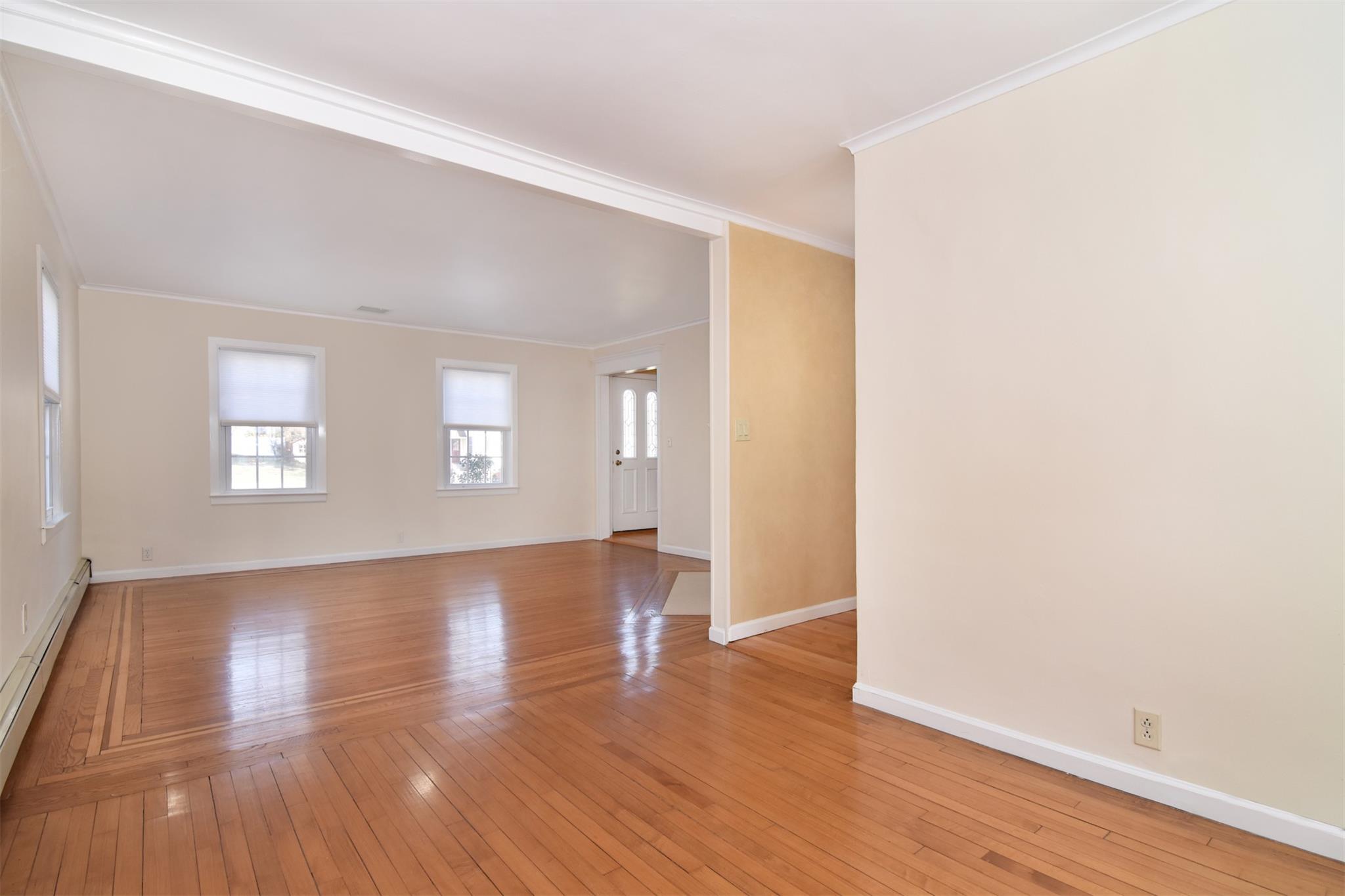 24 Lochland Road, Valhalla, New York image 6