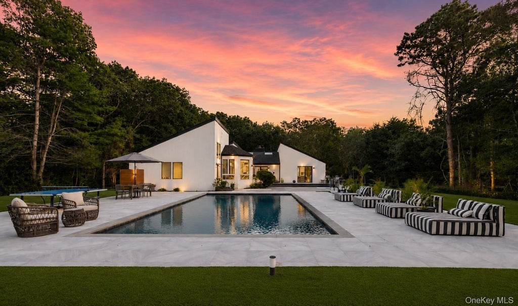 Photo of East Hampton, NY 11937 (MLS # 1050879)