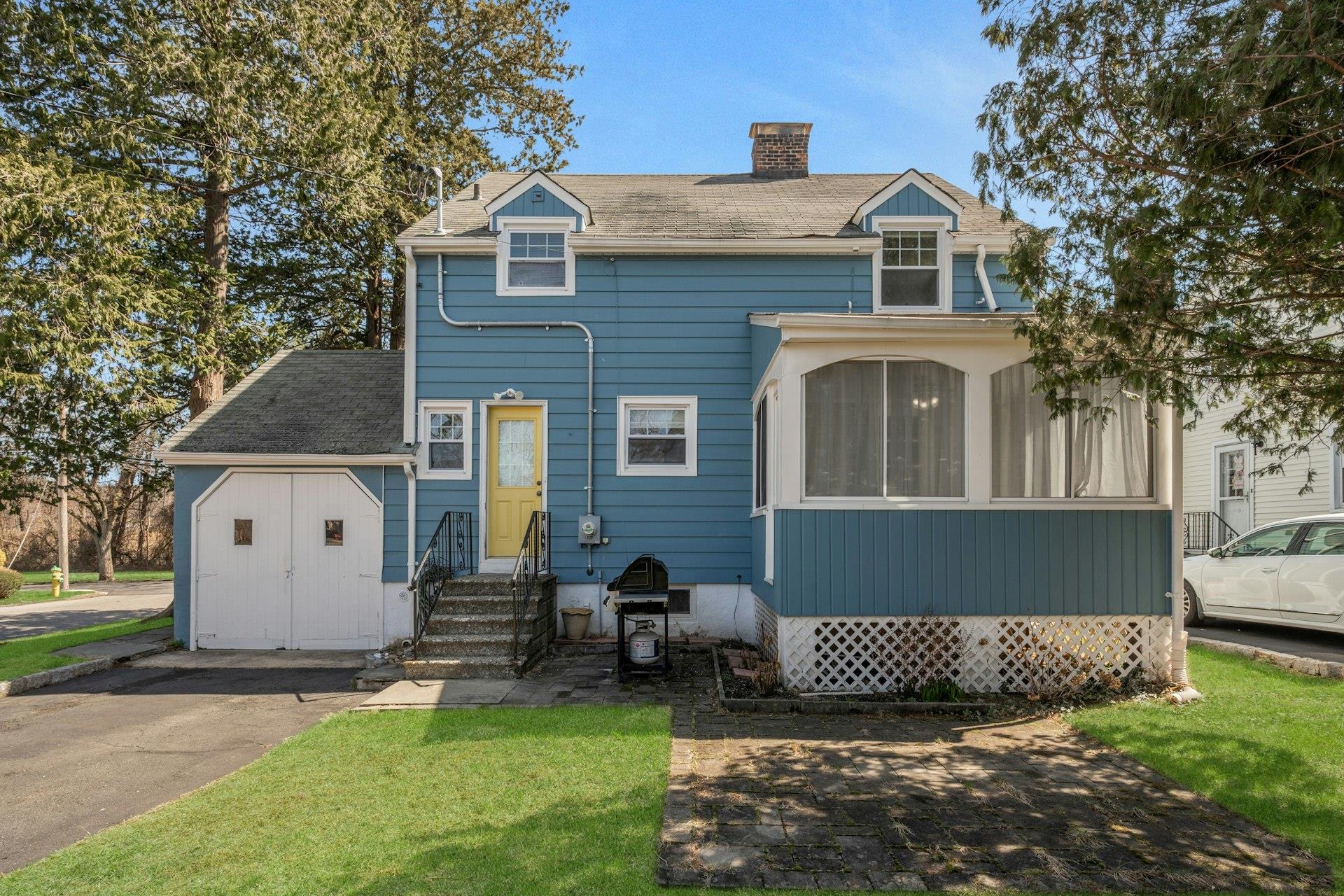 45 Thompson Avenue, White Plains, New York image 27