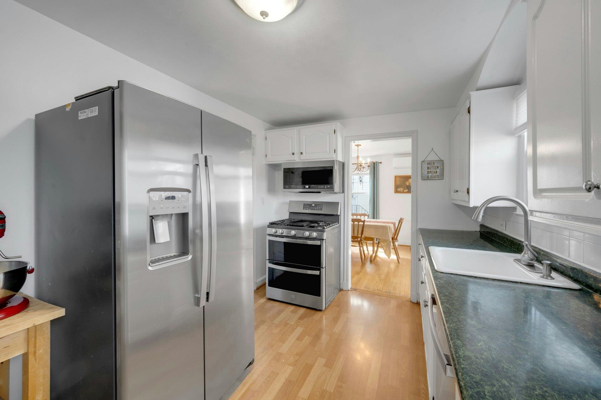 45 Thompson Avenue, White Plains, New York image 11