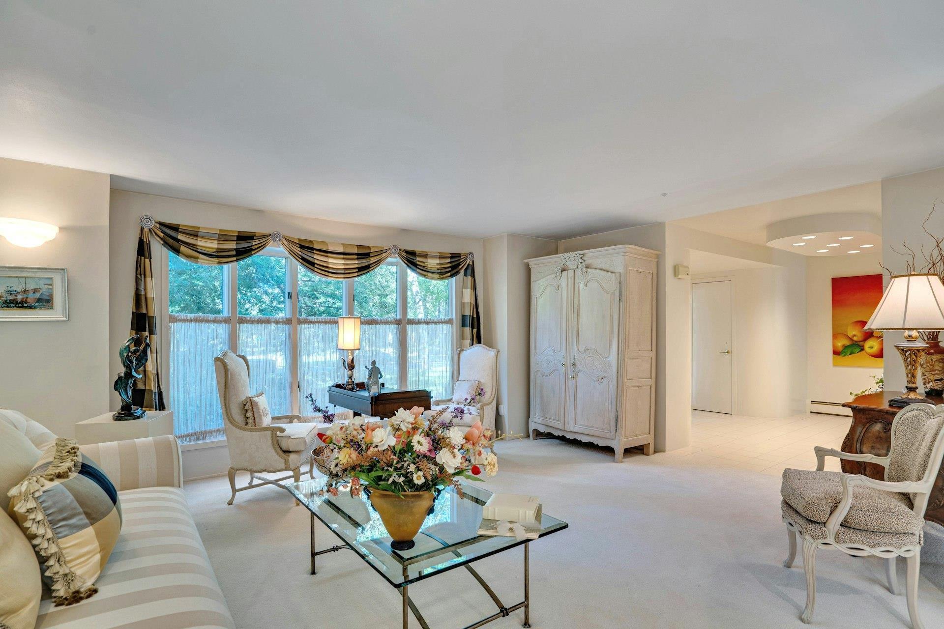 87 Mcculloch Drive, Dix Hills, New York image 8