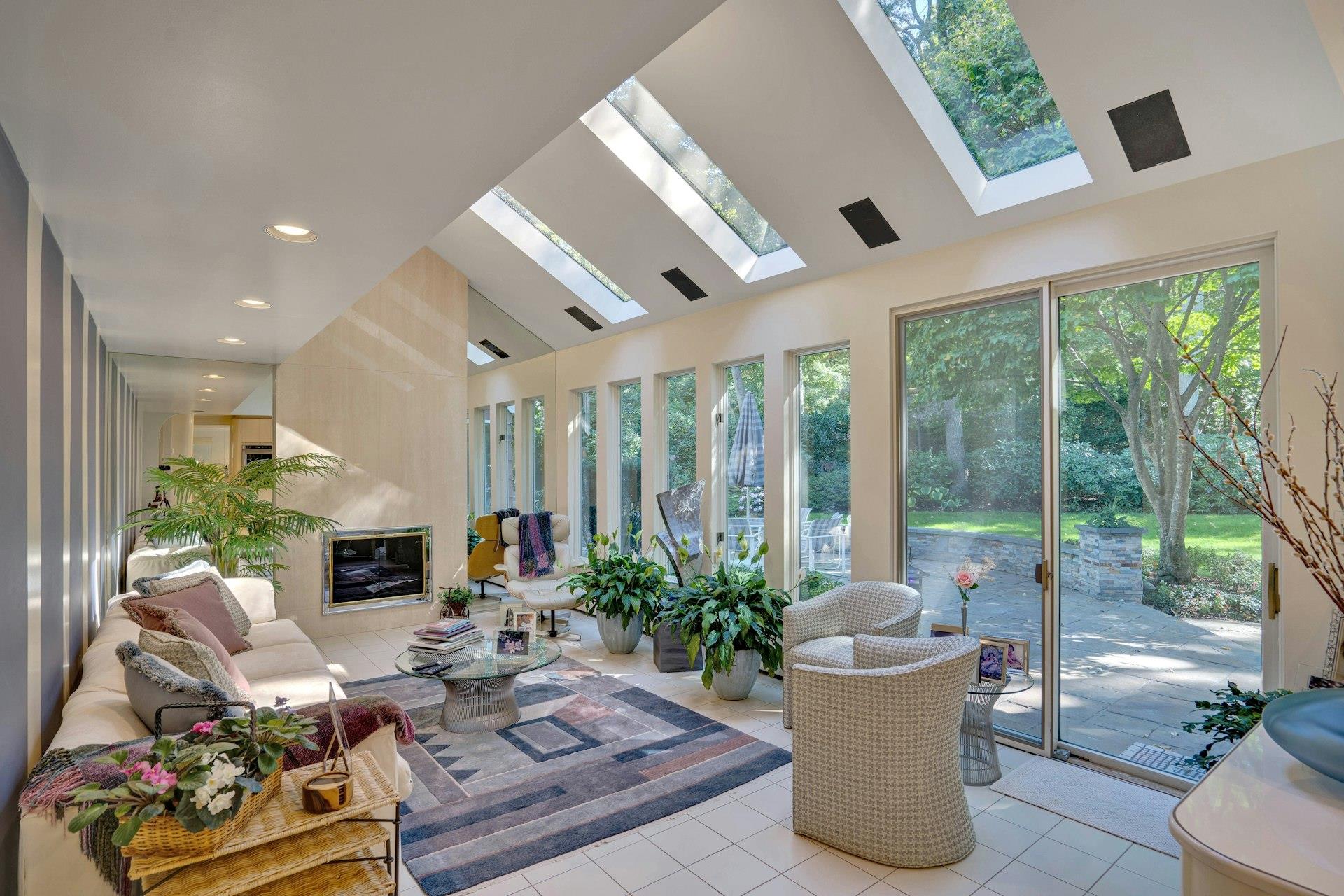 87 Mcculloch Drive, Dix Hills, New York image 17