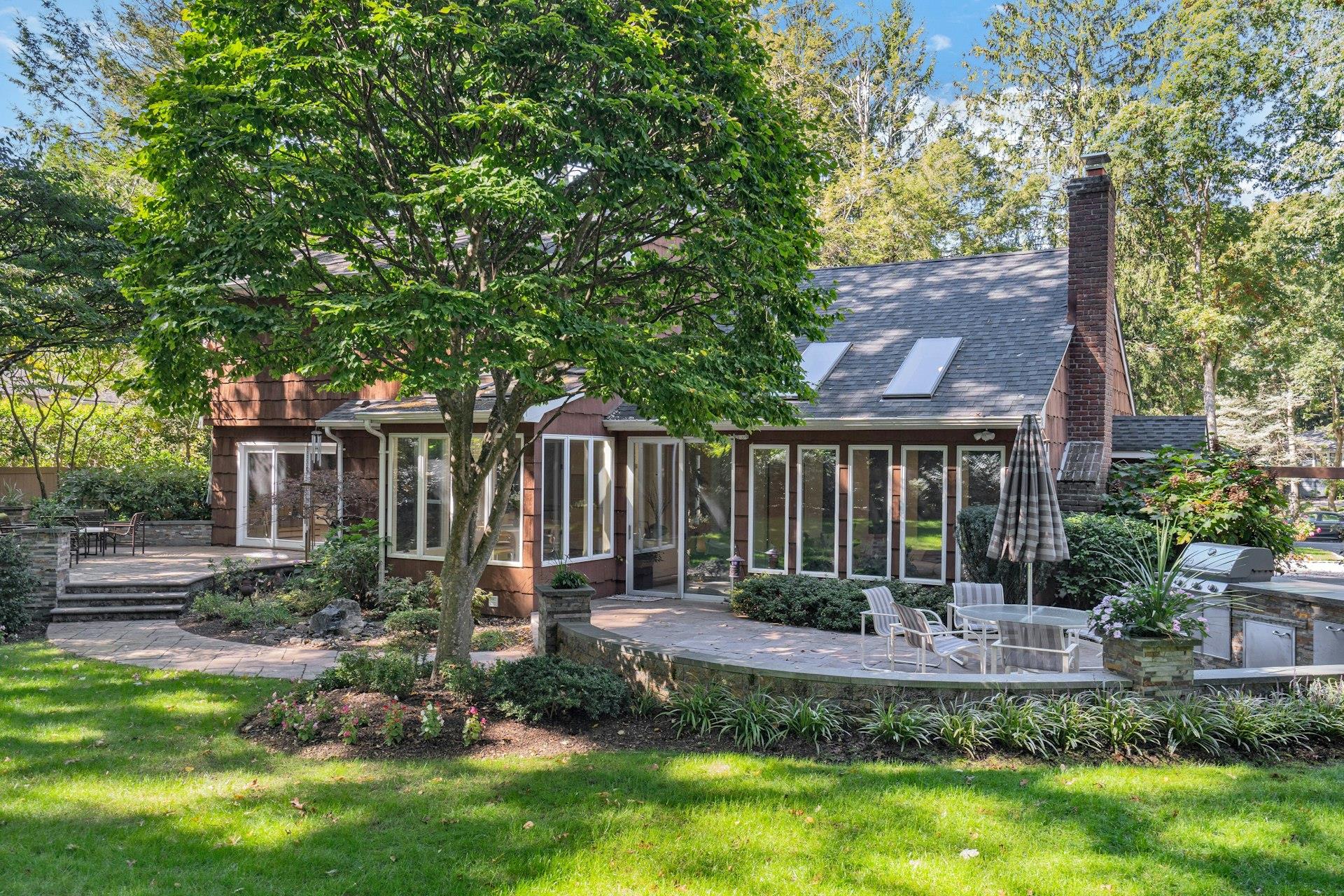 87 Mcculloch Drive, Dix Hills, New York image 34
