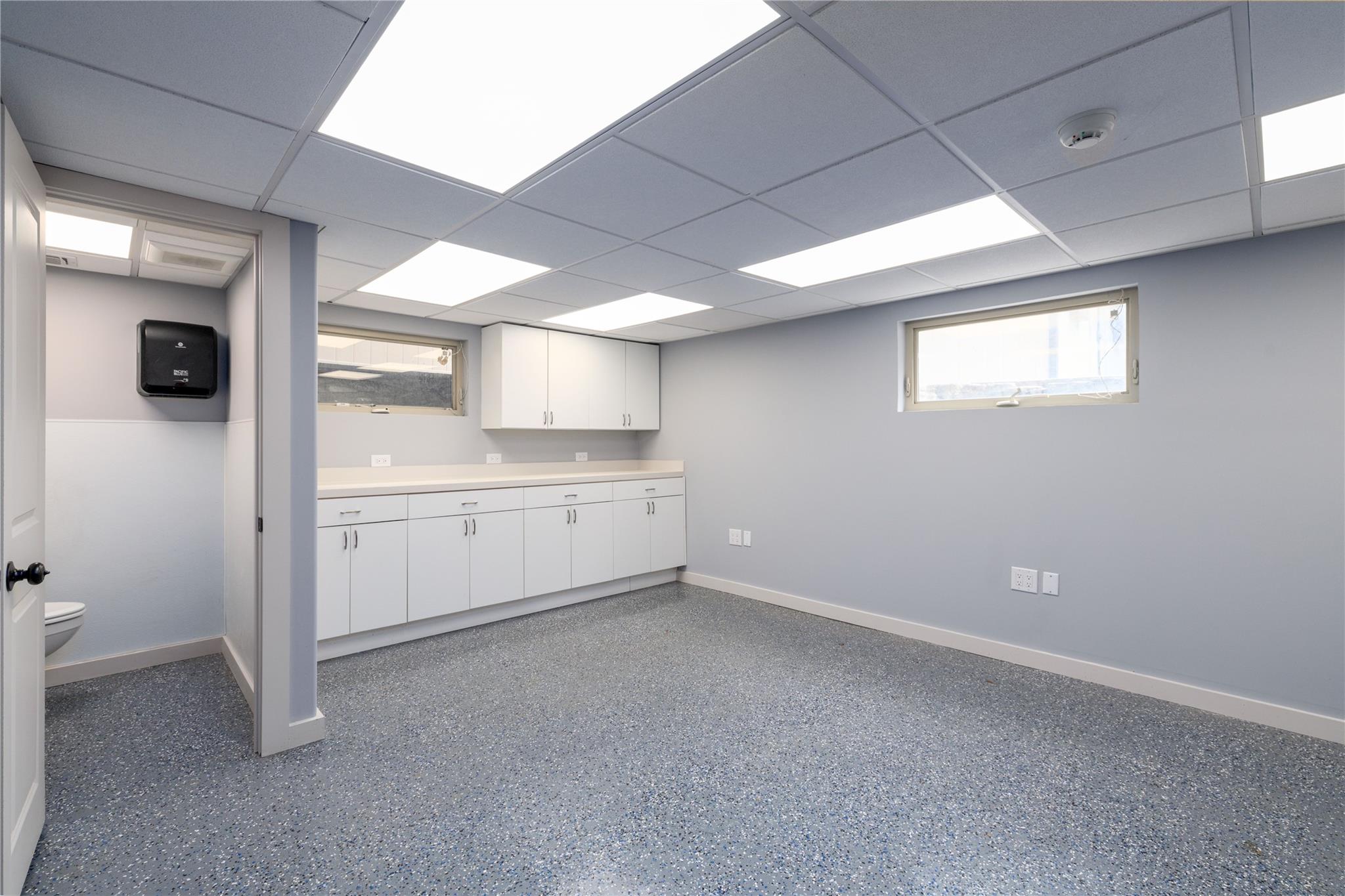 22 Commonwealth Avenue, Massapequa, New York image 36