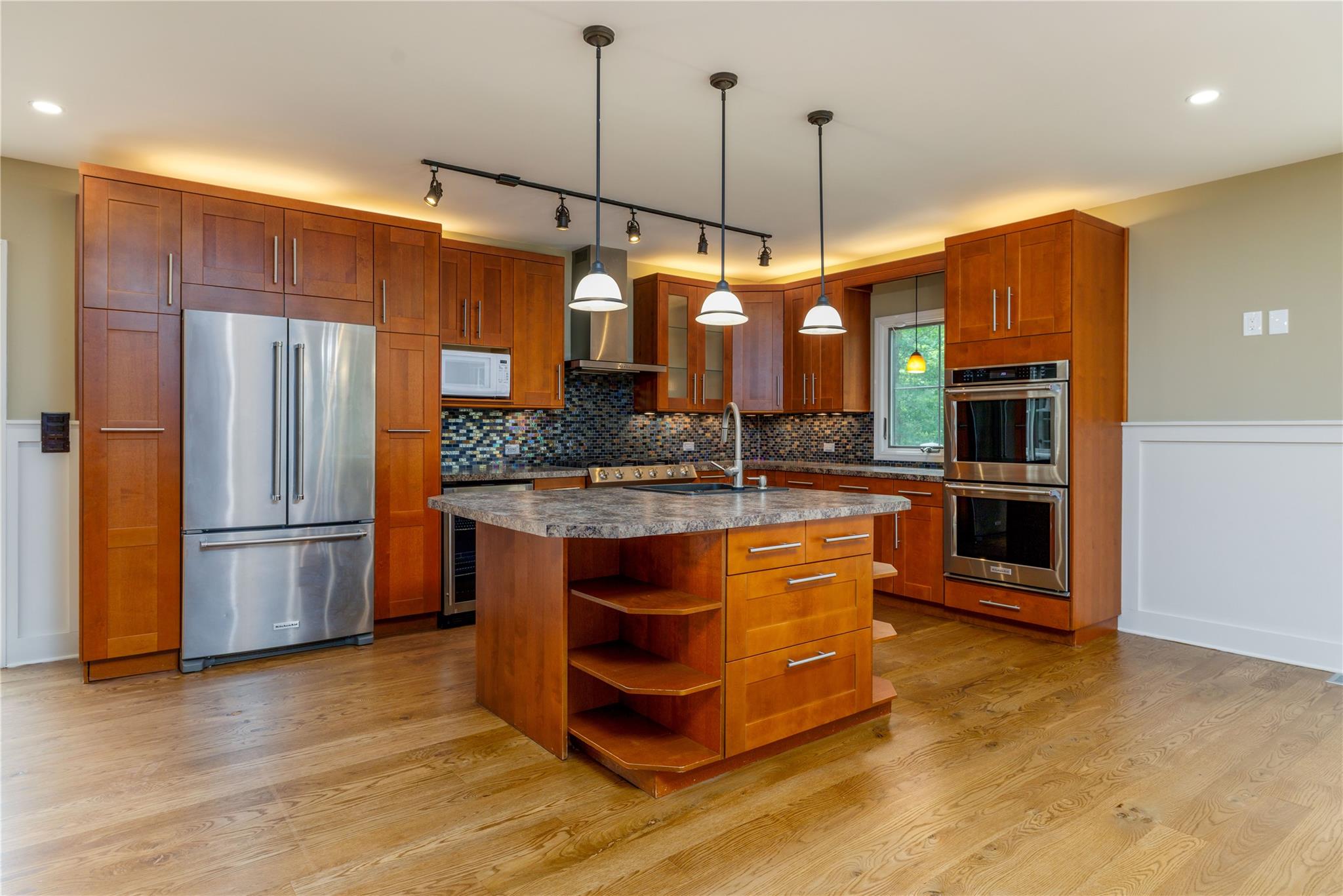 22 Commonwealth Avenue, Massapequa, New York image 6
