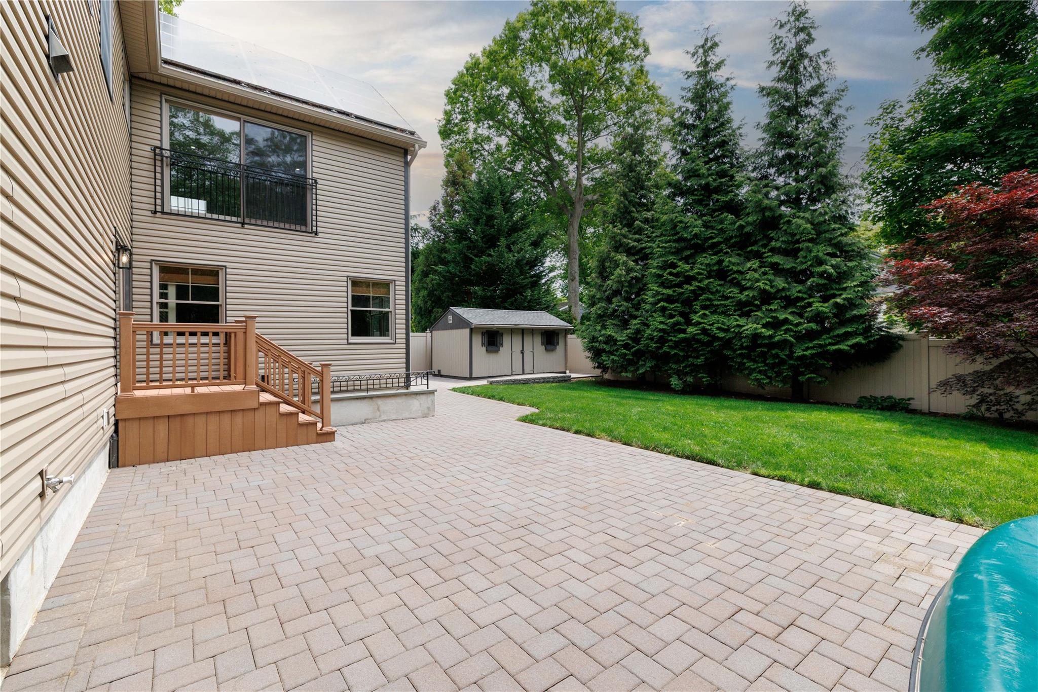 22 Commonwealth Avenue, Massapequa, New York image 41